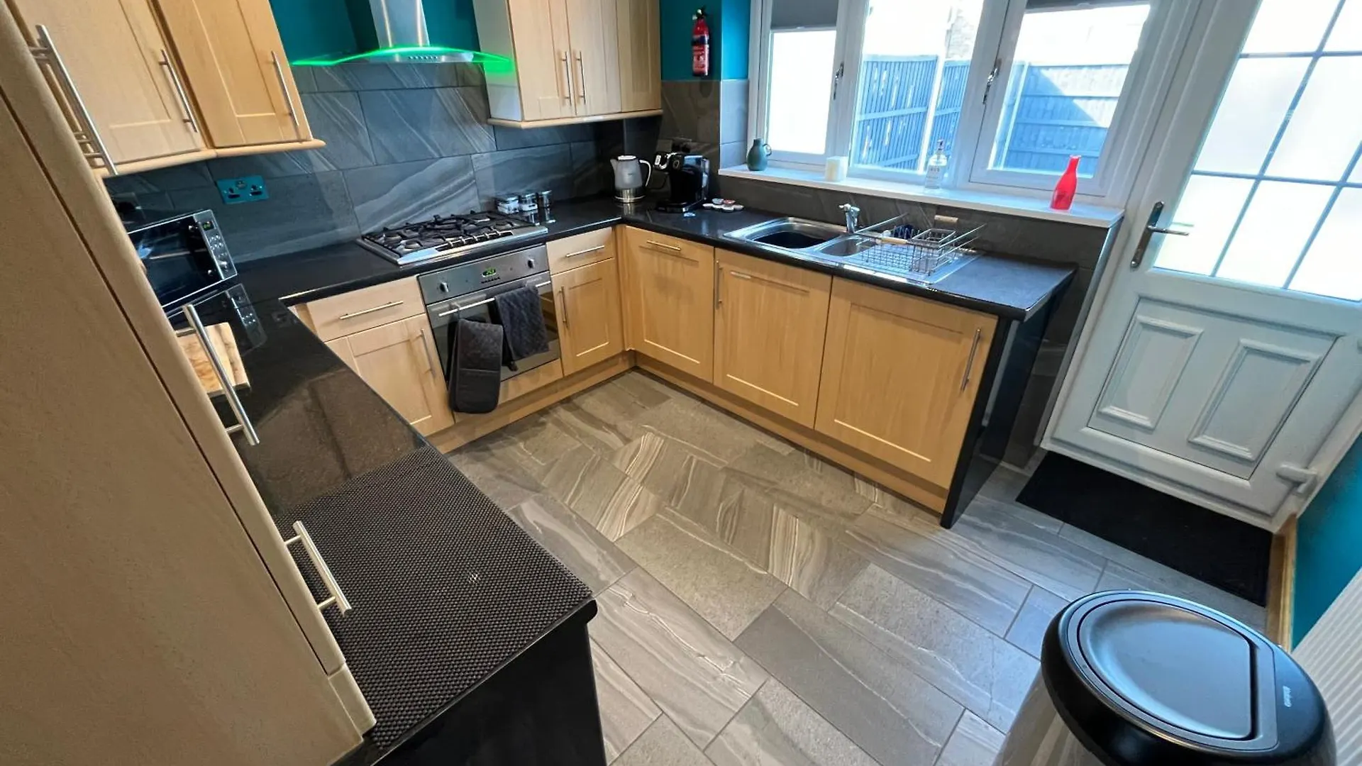 別荘 Wilford Charm Spacious 3Br Retreat In ノッティンガム