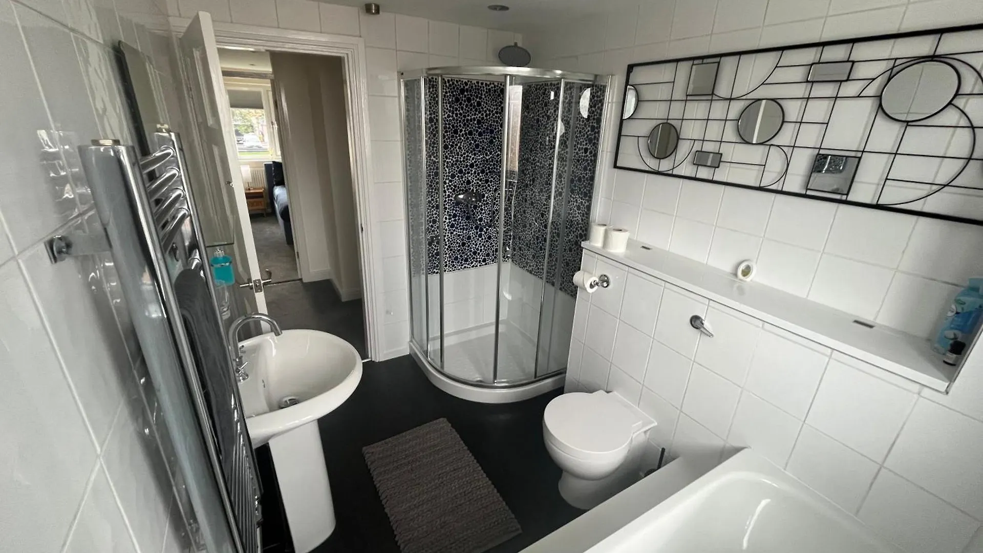 Wilford Charm Spacious 3Br Retreat In ノッティンガム