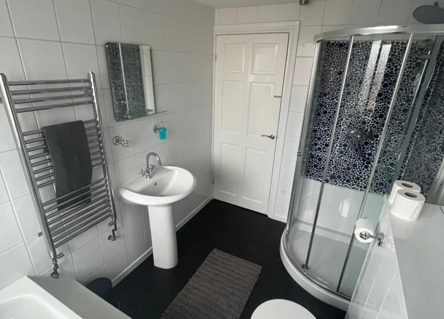 Wilford Charm Spacious 3Br Retreat In Nottingham 0*,  United Kingdom